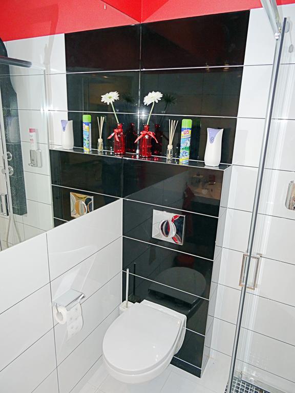 Apartamenty Metro Mlociny Варшава Стая снимка